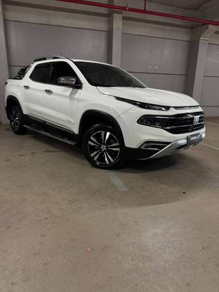 FIAT TORO 2.0 16V TURBO DIESEL FREEDOM 4WD AT9 FIAT TORO 2.0 16V TURBO DIESEL FREEDOM 4WD AT9